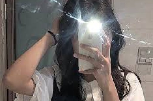 张艺兴迎新工作粉丝狂欢被大V锤毫无含金量反曝出更多隐秘瓜